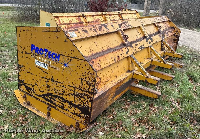 image for item LO9313 Pro-Tech  14' W snow pusher