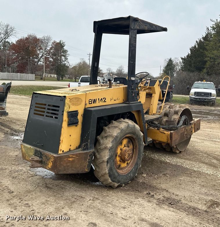 image for item LO9319 1990 Bomag BW142PDB  single drum vibratory roller