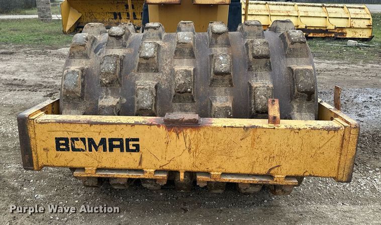 image for item LO9319 1990 Bomag BW142PDB  single drum vibratory roller