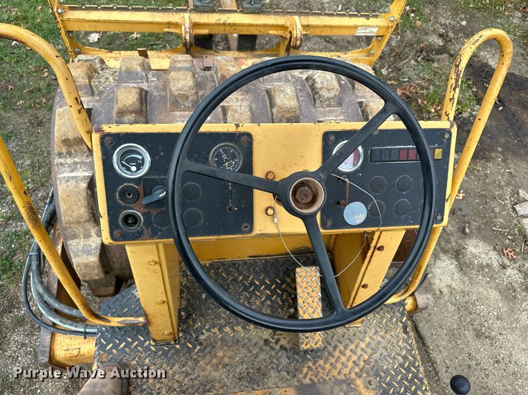 image for item LO9319 1990 Bomag BW142PDB  single drum vibratory roller