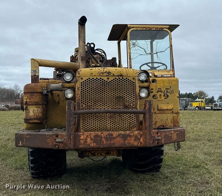 image for item LO9323 1965 Caterpillar 619C  scraper