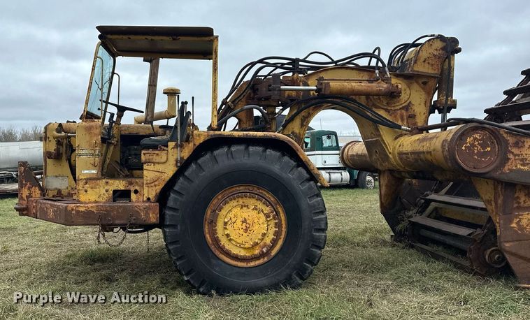 image for item LO9323 1965 Caterpillar 619C  scraper