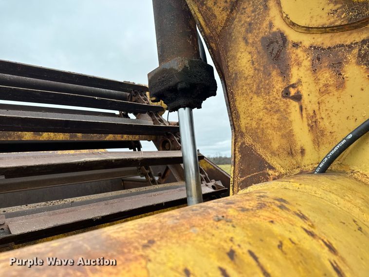 image for item LO9323 1965 Caterpillar 619C  scraper