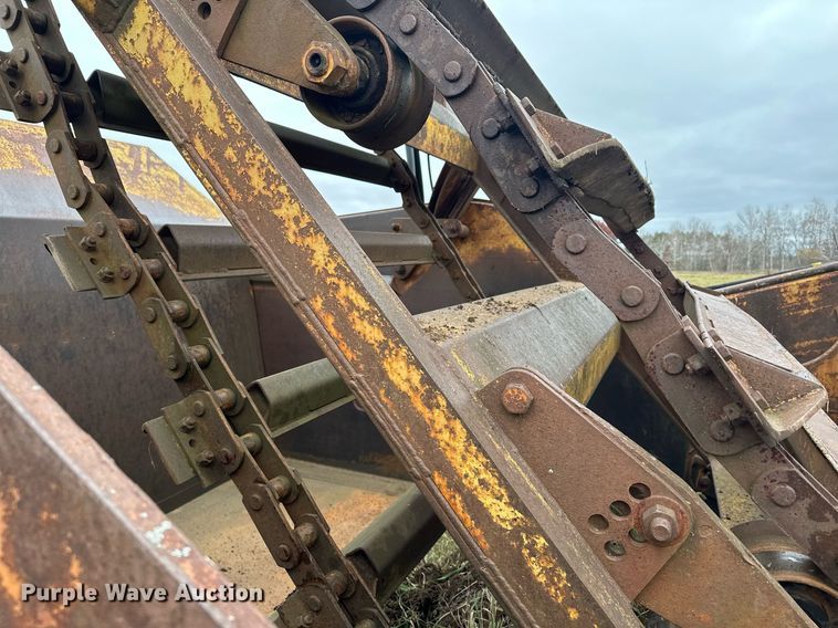 image for item LO9323 1965 Caterpillar 619C  scraper