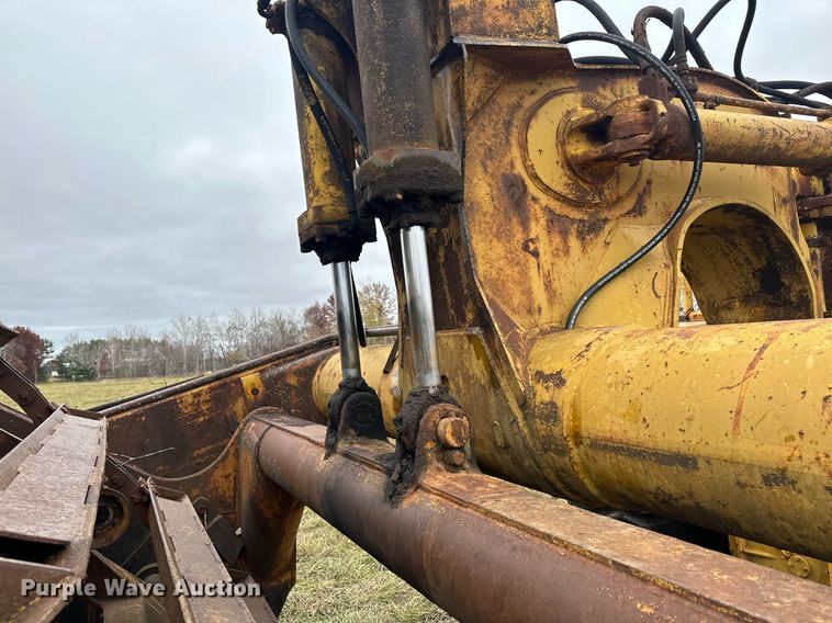 image for item LO9323 1965 Caterpillar 619C  scraper