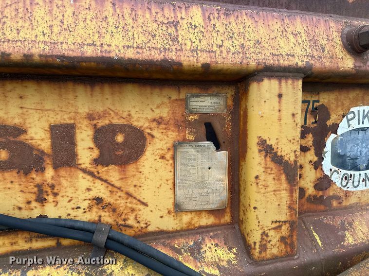 image for item LO9323 1965 Caterpillar 619C  scraper