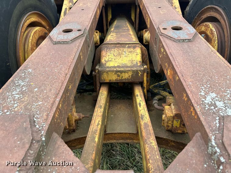 image for item LO9323 1965 Caterpillar 619C  scraper