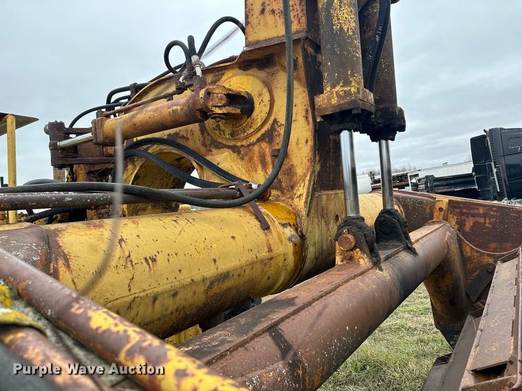 image for item LO9323 1965 Caterpillar 619C  scraper