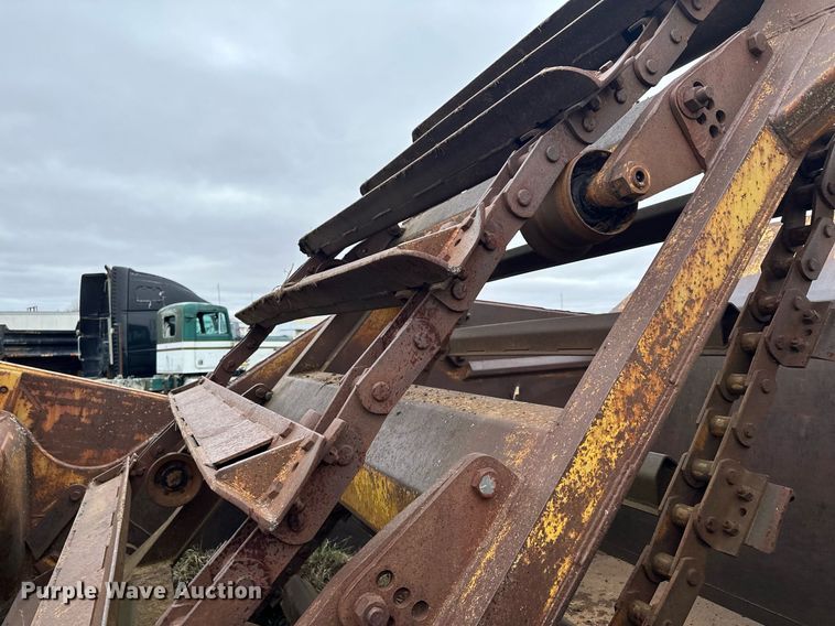 image for item LO9323 1965 Caterpillar 619C  scraper