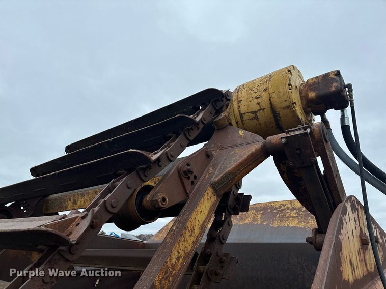 image for item LO9323 1965 Caterpillar 619C  scraper