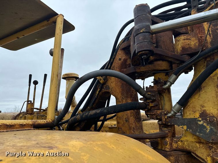 image for item LO9323 1965 Caterpillar 619C  scraper