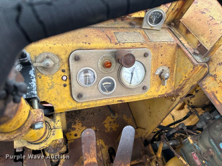 image for item LO9323 1965 Caterpillar 619C  scraper