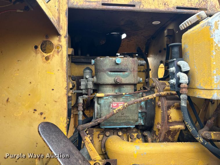 image for item LO9323 1965 Caterpillar 619C  scraper