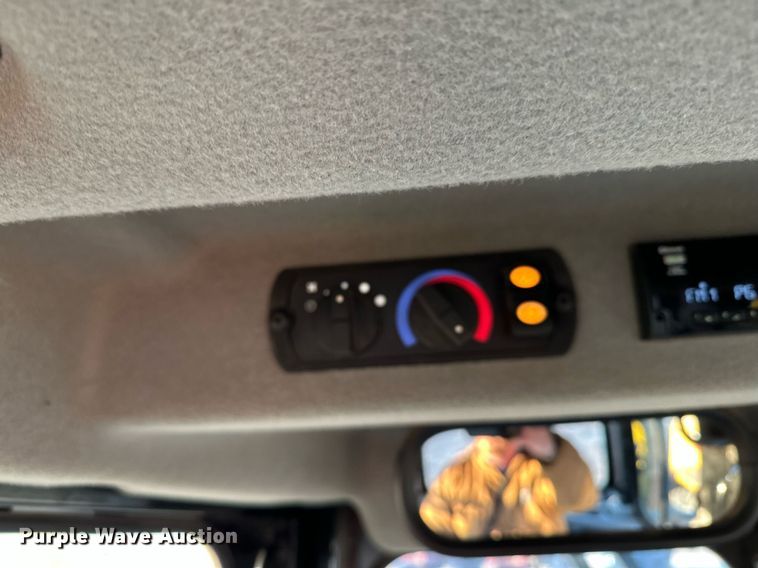 image for item LO9335 2018 Caterpillar D6T LGP  dozer