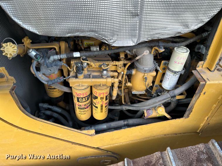 image for item LO9335 2018 Caterpillar D6T LGP  dozer