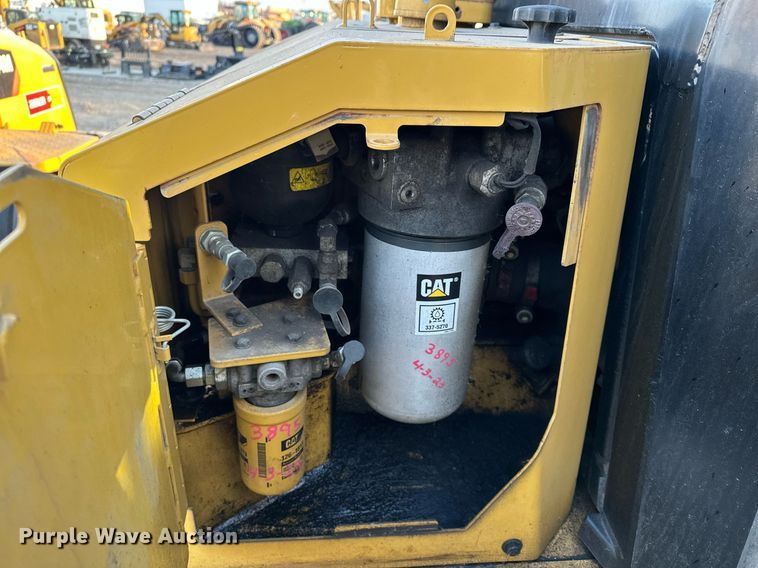 image for item LO9335 2018 Caterpillar D6T LGP  dozer