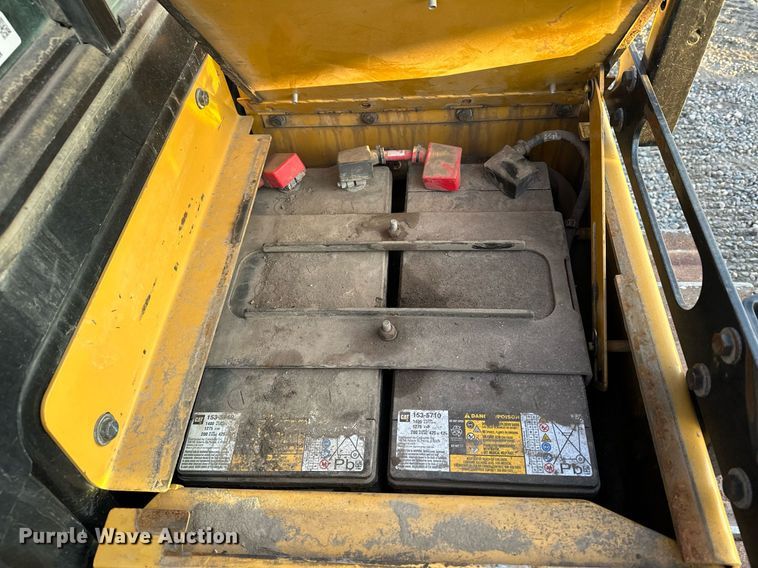 image for item LO9335 2018 Caterpillar D6T LGP  dozer