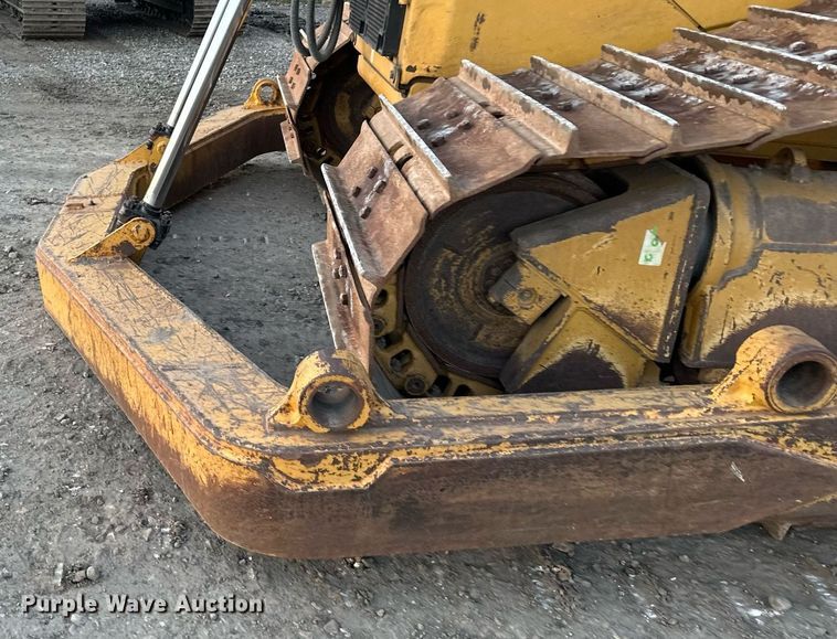 image for item LO9335 2018 Caterpillar D6T LGP  dozer