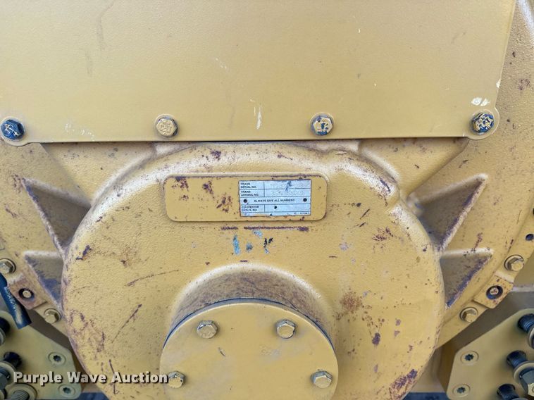 image for item LO9335 2018 Caterpillar D6T LGP  dozer