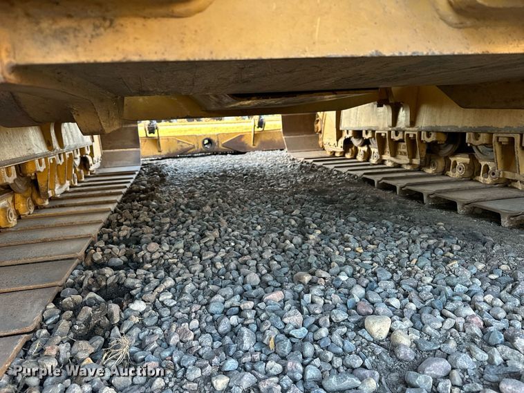 image for item LO9335 2018 Caterpillar D6T LGP  dozer