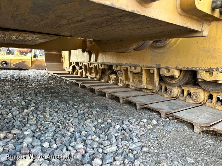image for item LO9335 2018 Caterpillar D6T LGP  dozer