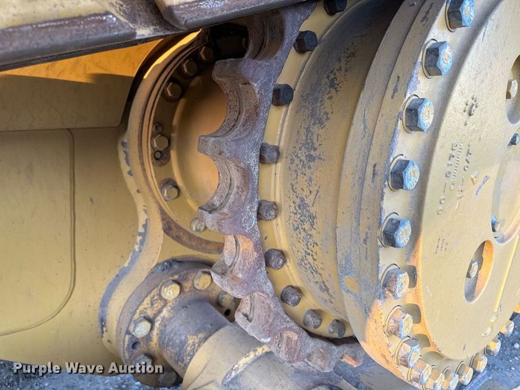 image for item LO9335 2018 Caterpillar D6T LGP  dozer