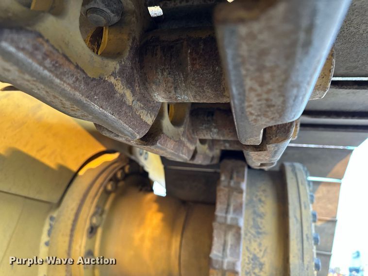 image for item LO9335 2018 Caterpillar D6T LGP  dozer
