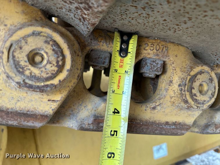 image for item LO9335 2018 Caterpillar D6T LGP  dozer