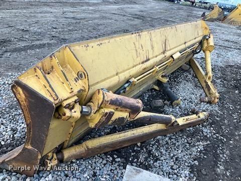 image for item LO9335 2018 Caterpillar D6T LGP  dozer