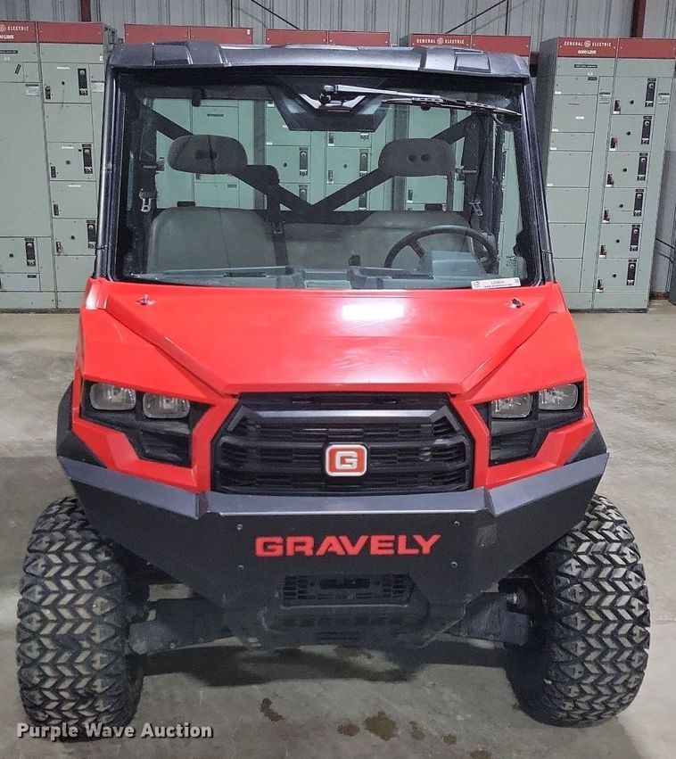 image for item LO9834 2016 Gravely Atlas JSV 3000  utility vehicle