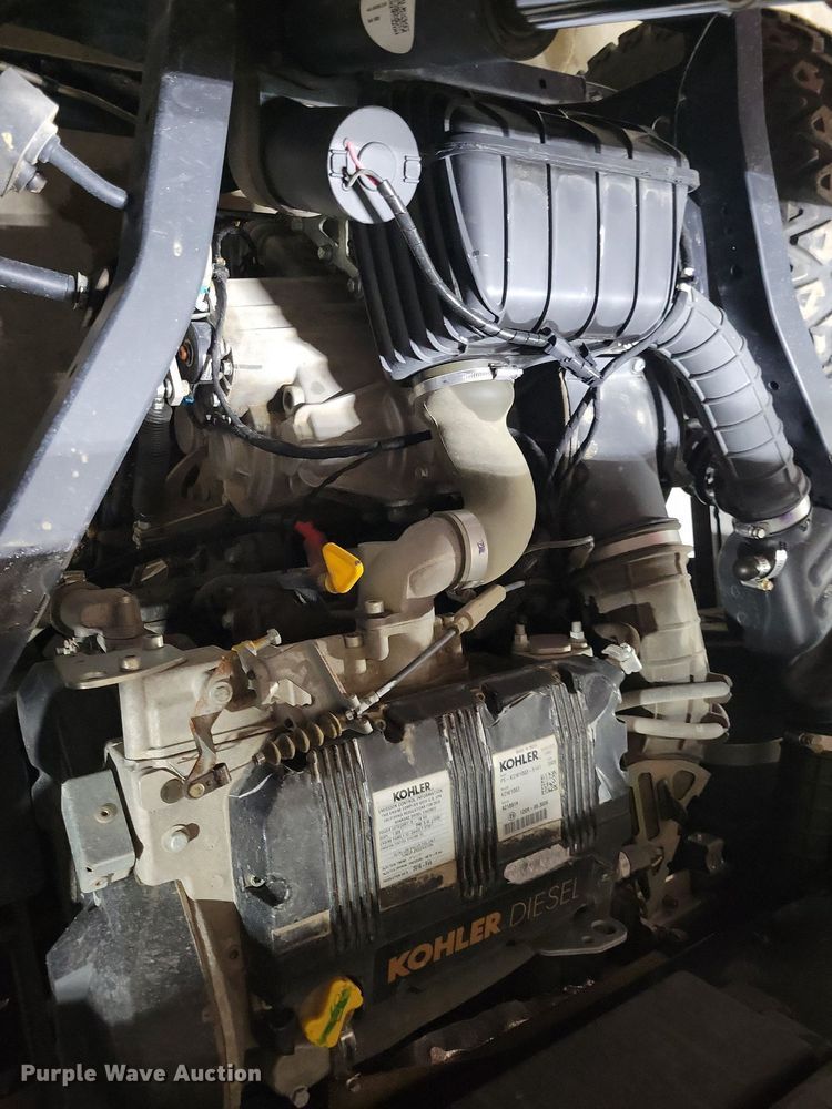 image for item LO9834 2016 Gravely Atlas JSV 3000  utility vehicle