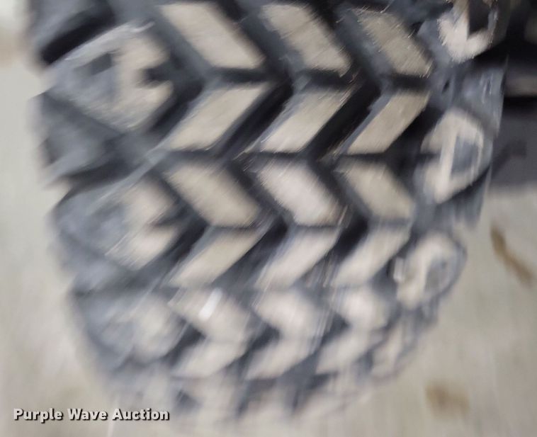 image for item LO9834 2016 Gravely Atlas JSV 3000  utility vehicle