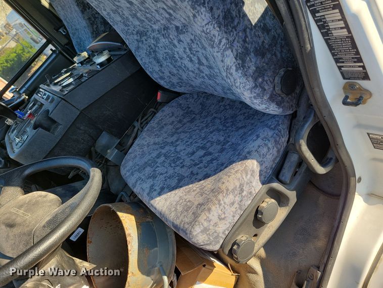 image for item LO9973 2007 Nissan UD3300  street sweeper truck