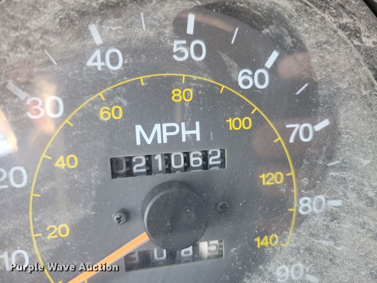 image for item LO9973 2007 Nissan UD3300  street sweeper truck