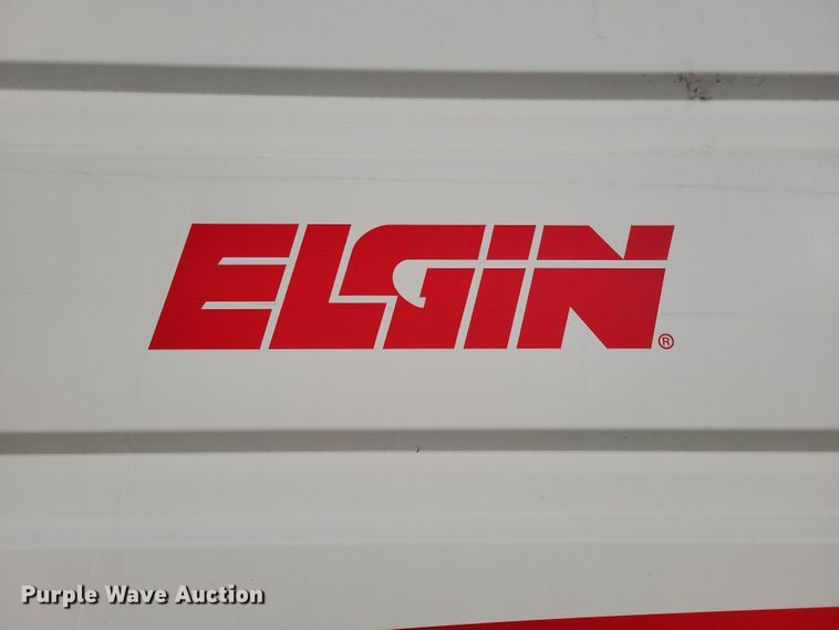 image for item LO9973 2007 Nissan UD3300  street sweeper truck