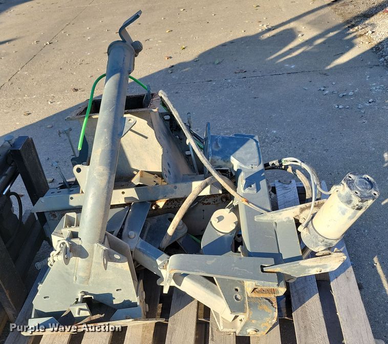 image for item LO9973 2007 Nissan UD3300  street sweeper truck