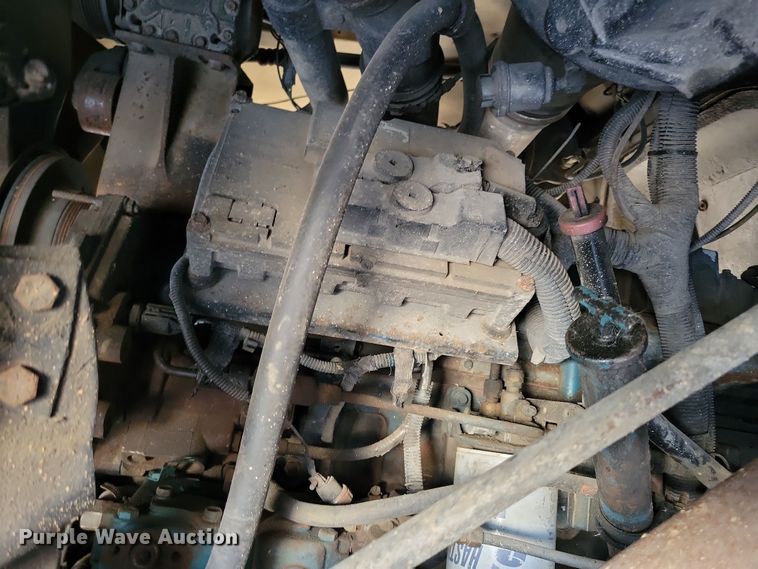 image for item LO9974 2000 International 2554  sewer jetter truck