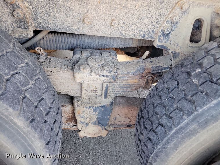 image for item LO9974 2000 International 2554  sewer jetter truck