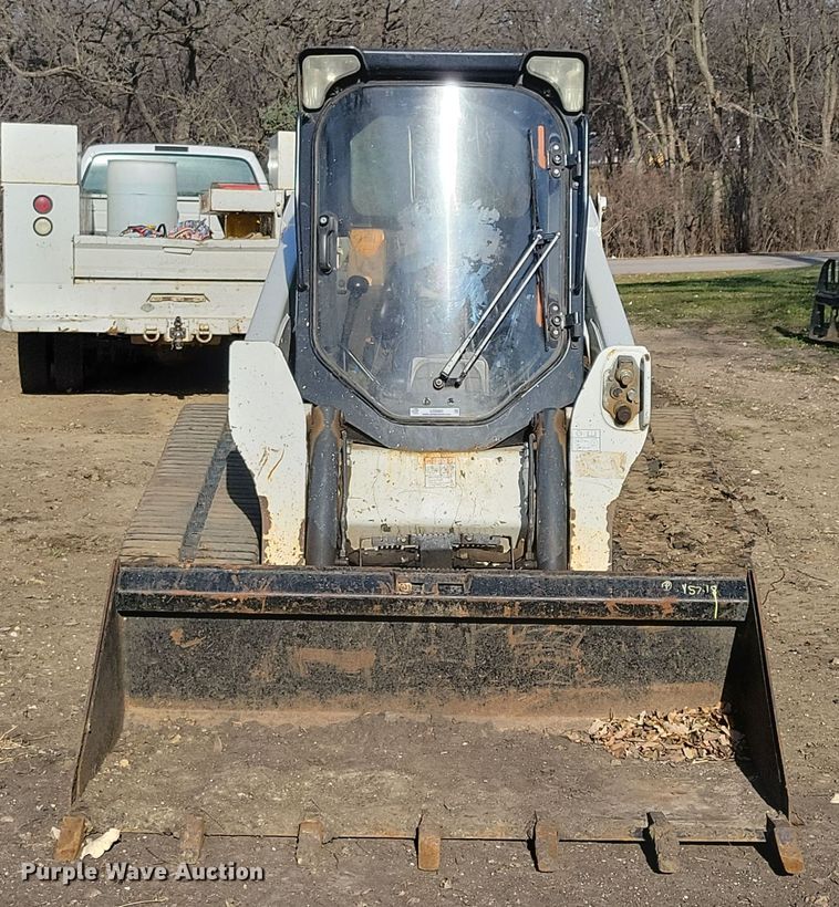 image for item LO9993 2012 Bobcat T630  tracked skid steer loader