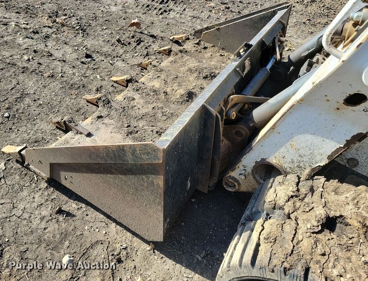 image for item LO9993 2012 Bobcat T630  tracked skid steer loader