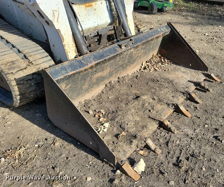 image for item LO9993 2012 Bobcat T630  tracked skid steer loader