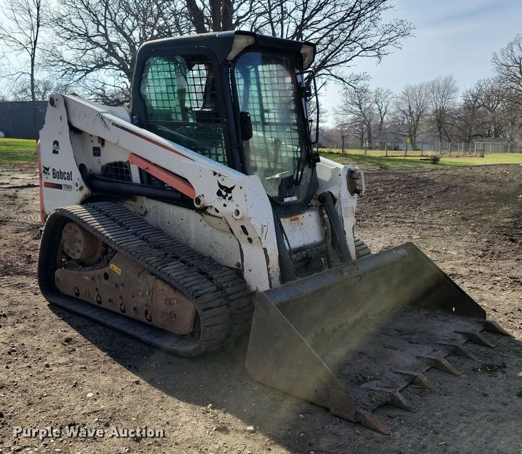 image for item LO9993 2012 Bobcat T630  tracked skid steer loader