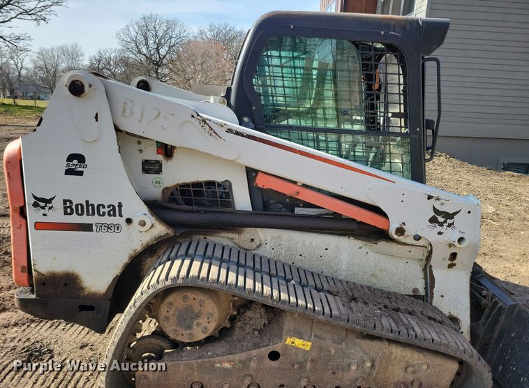 image for item LO9993 2012 Bobcat T630  tracked skid steer loader