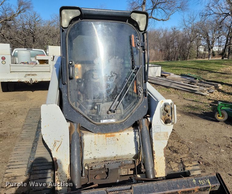 image for item LO9993 2012 Bobcat T630  tracked skid steer loader