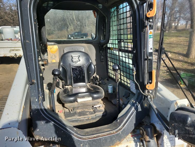 image for item LO9993 2012 Bobcat T630  tracked skid steer loader