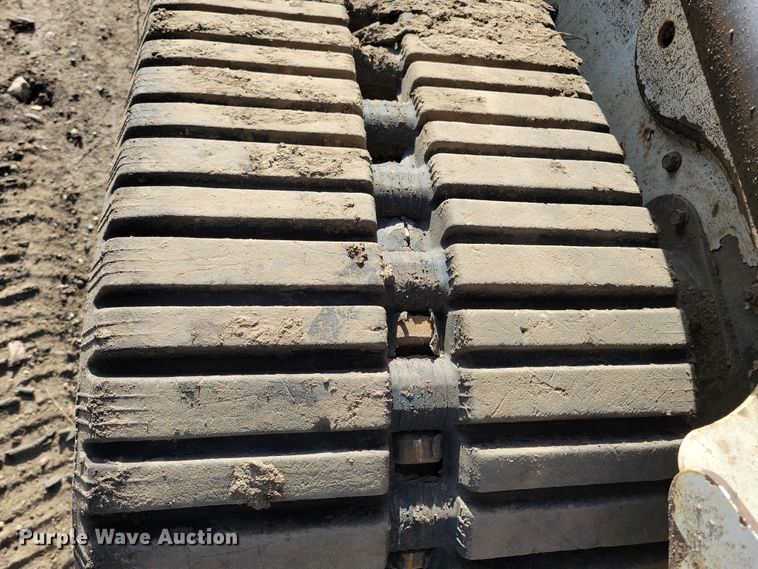 image for item LO9993 2012 Bobcat T630  tracked skid steer loader