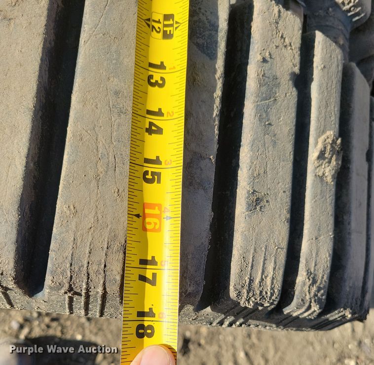 image for item LO9993 2012 Bobcat T630  tracked skid steer loader