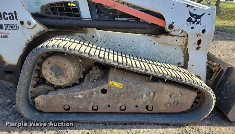 image for item LO9993 2012 Bobcat T630  tracked skid steer loader