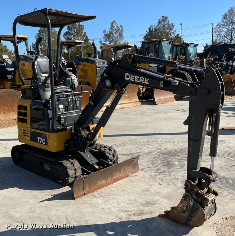 image for item LV9197 2019 John Deere 17G  mini excavator