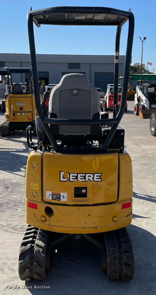 image for item LV9197 2019 John Deere 17G  mini excavator